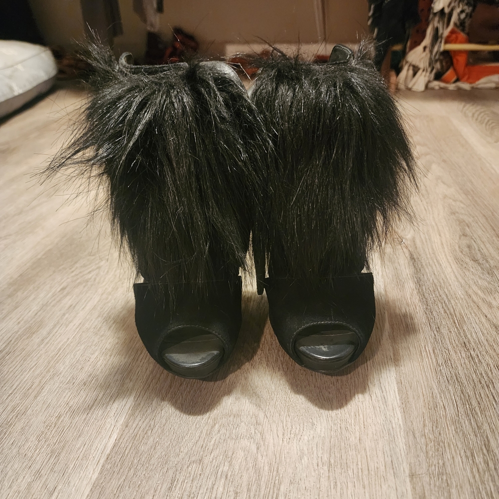 Kenneth Cole Black Fur Peep-Toe Boots